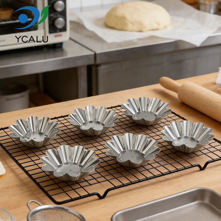 使い捨て可能な菊エッグタルトトレイ銀アルミホイル食品容器
